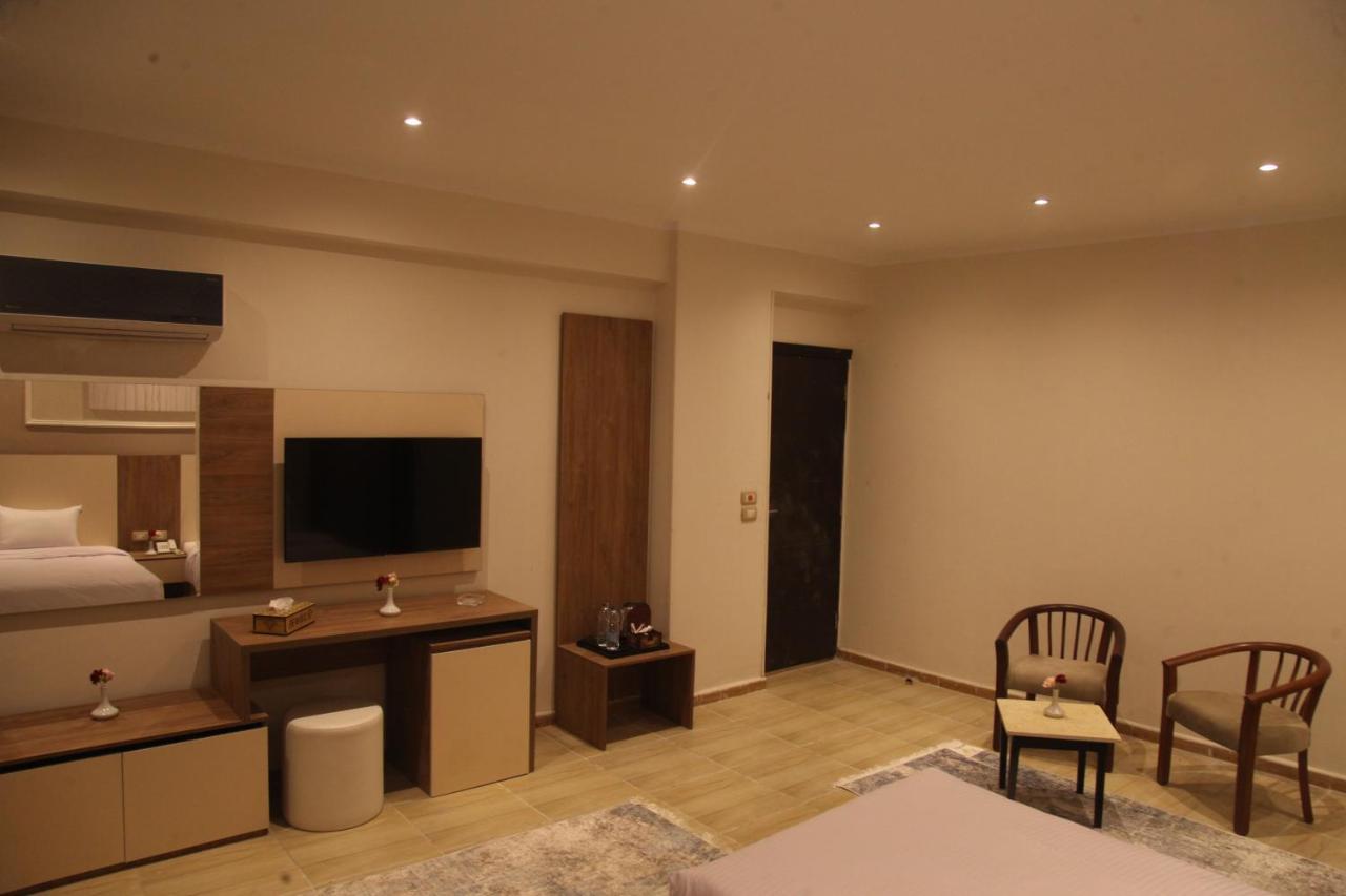 Jewel Assiut Hotel Exterior foto